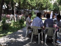 Deva Derneği'nden Üniversite Öğrencileri Yararına Kermes