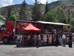 Çanakkale Tır'ı Gümüşhane'de