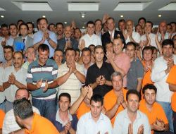 Kepez Belediyesi'nden 450 İşçiye Ramazan İkramiyesi