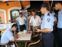 Antalya'da Bu Yıl 168 Kişiye Hanutçuluktan 70'er Tl Para Cezası Verildi