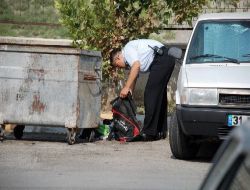 Şüpheli Çantadan Çamaşır Çıktı!