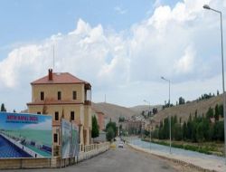 Bayburt Belediyesi Gezi Ve Dinlenme Alanları İçin Kolları Sıvadı