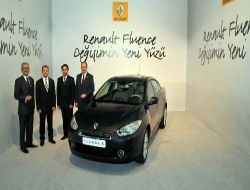 Renault 100 Milyon Euroluk Yatırımla Bursa'da Ürettiği Fluence'yi, Eylül'de Piyasaya Sunuyor
