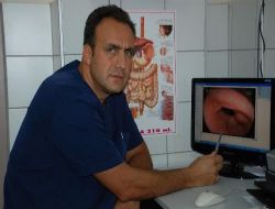 Tel Yutan Hastanın Midesinden 3 Cm Uzunluğunda Çelik Tel Çıkarıldı