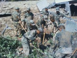 Çin'deki Sellerde 127 Kişi Öldü, Binlerce Kişi Kayıp