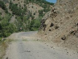 Askerlerin Geçişi Sırasında Uzaktan Kumandalı Bomba Patlatıldı