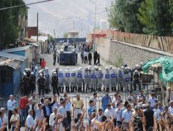 Öldürülen 4 Pkk'lının Cenazeleri Hakkari'de Toprağa Verildi