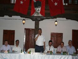 AK Parti Vezirköprü'de Referandum Değerlendirmesi Yaptı!