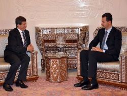 Suriye Devlet Başkanı Esad, Dışişleri Bakanı Davutoğlu'nu Kabul Etti