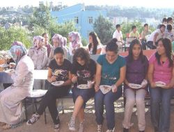 Gülnar Bilgi Pınarı Anafen Dershanesi Öğrencileri Pilav Gününde Buluştu