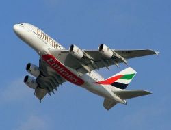 Emirates, A380 Uçaklarında Cep Telefonu Ve İnternet Hizmetine Başlıyor