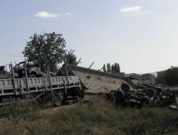 Zile'de Kapalı Yük Treni İle Askeri Araç Taşıyan Tren Çarpıştı: 8 Asker Hafif Yaralandı