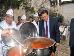 Antakya Belediyesi 2 Ayrı Noktada Her Gün İftar Yemeği Verecek