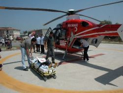 İş Kazasında Ağır Yaralanan İşçi, Helikopter Ambulansla İstanbul'a Sevk Edildi