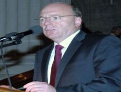 "almanya'ya Sonradan Yerleşenlere Bakış Açısı Değişmeli"