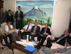 Bakan Akdağ: "Bağımsız ve Tarafsız Yargı Hükümetleri Kuşatıcı Rol Oynamamalıdır"