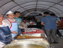 Tavşanlı İşçi Derneği, İftar Çadırında Her Gün 600 Kişiye Yemek Verecek