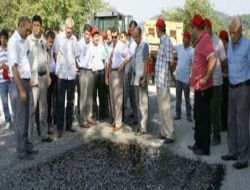 Ulubey Kaymakamlığı, Köylere Emülsiyonlu Asfalt Yol Yapımı Başlattı