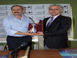 Bakan Çağlayan: "Türkiye'nin Adının Duyurulmasında Tuskon Kendi Üzerine Düşenleri Fazlasıyla Yerine Getiriyor"