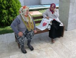 Doktor, Zamanında Gelmediği Servise Muayene Sırası Geçti Diye Hastaya Bakmadı