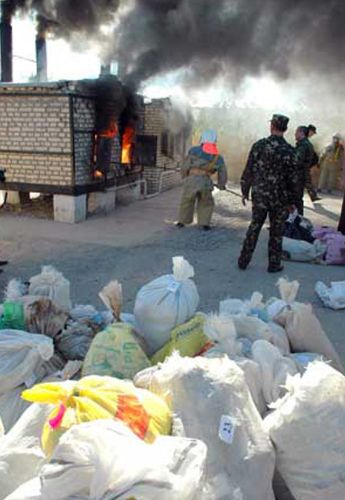 Türkmenistan'da 1 ton 195 kg uyuşturucu imha edildi