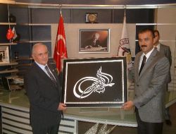 Milli Savunma Bakanı Gönül Düzce'de Depremde Hayatını Kaybedenleri Andı!