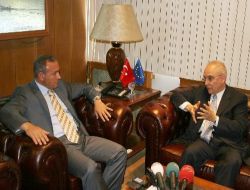 Yunan Başkonsolos Bornovas: Yunan Hükümeti Bir Caminin Yapılması İçin Karar Almış, Yapılmasını Bekliyoruz!