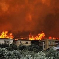 Atina ve Selanik'te Patlamalar