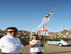 Mardin'de Referanduma Uçurtmalı 'evet' Desteği