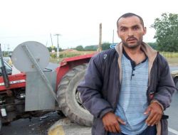Ehliyetsiz, Sağır ve Dilsiz Sürücünün Kullandığı Traktör Kamyonetle Çarpıştı: 2 Yaralı!