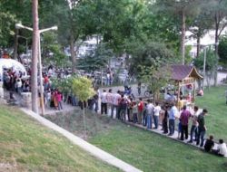 Bor'da Kurulan İftar Çadırında Günlük Bin Kişiye İftar Veriliyor
