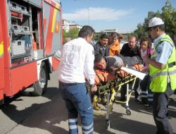 Otomobilde Sıkışan Sürücü 112 Ekiplerince Kurtarıldı