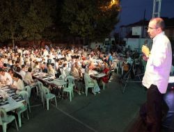 Bakan Ömer Dinçer'den İftar Yemeği Sürprizi