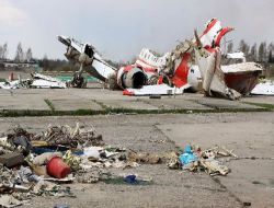 Polonya'nın Uçak Kazasıyla İlgili Kuşkuları Devam Ediyor