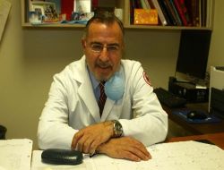 "türkiye'de Diş Tedavisinde Uzmanlaşmaya Geçilmeli"