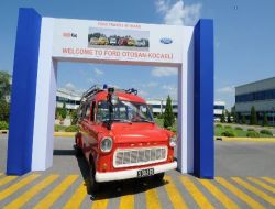 76 Model Transit'in Viyana'dan Kocaeli'ye Yolculuğu Tamamlandı