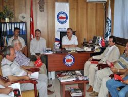 Ak Partili Karapaşaoğlu: 'evet' Diyenlerin 'hayır' Diyenlere De Hayrı Dokunacak