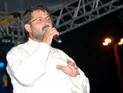 Hasan Sağındık, Adanalıları Türküleriyle Mest Etti