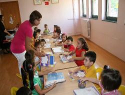 Minik Yüzler Yazın Da Gülüyor