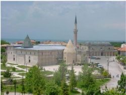 Beyşehir Tarihi Eşrefoğlu Camii İlgi Bekliyor
