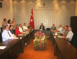 Hatay'da Halk Oylamasına Kadar Araç Konvoylarına İzin Verilmeyecek