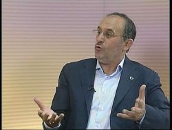 Kapusuz: "Bazı İddialarla 'EVET' Oyu Verecek Vatandaşların Kafası Karıştırılmak İsteniyor"