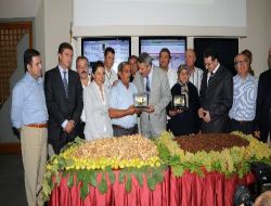 Yeni Mahsul Üzüm Ve İncir Borsaya Geldi