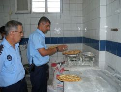 Antakya'da Zabıta Ekipleri Hijyen Mesaisine Çıktı