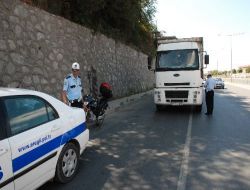 Polisin Ceza Kesmesini Engelleyemediler