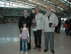 Gurbetçiler Bu Kez 'evet' İçin Anavatan Türkiye'ye Akın Ediyor