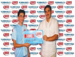 Fem Dershanesi Başarılı Öğrencilerini Hediye Çeki İle Ödüllendirdi