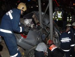 Bağcılar'da Trafik Kazası:1 Ölü, 2 Yaralı