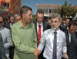 Ak Parti'ye Oy Verdiği İçin İşten Atıldığısöyleyen Genç Durumu Bakan Yıldız'a Şikayet Etti