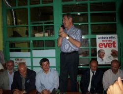 Davutoğlu: "Halk Kendi İradesine Sahip Çıkmalı!"